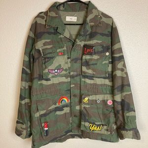 Womens Aritzia Tna camo jacket CUSTOMIZED sz M